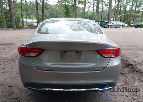 2015 Chrysler 200 Limited z USA, uszkodzony, nr VIN 1C3CCCAB7FN586489